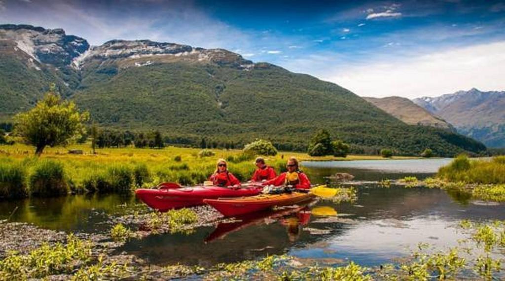 Glenorchy Peaks Bed And Breakfast Экстерьер фото